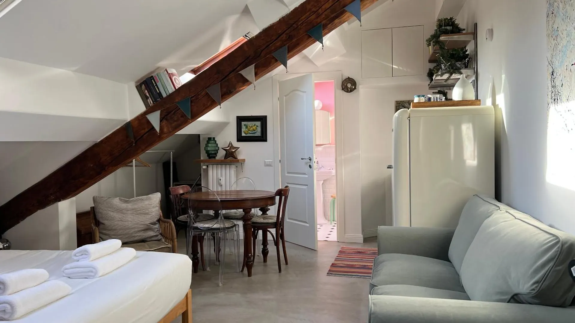 Incantevole Loft Accanto Alla Stazione Centrale Milan Apartment